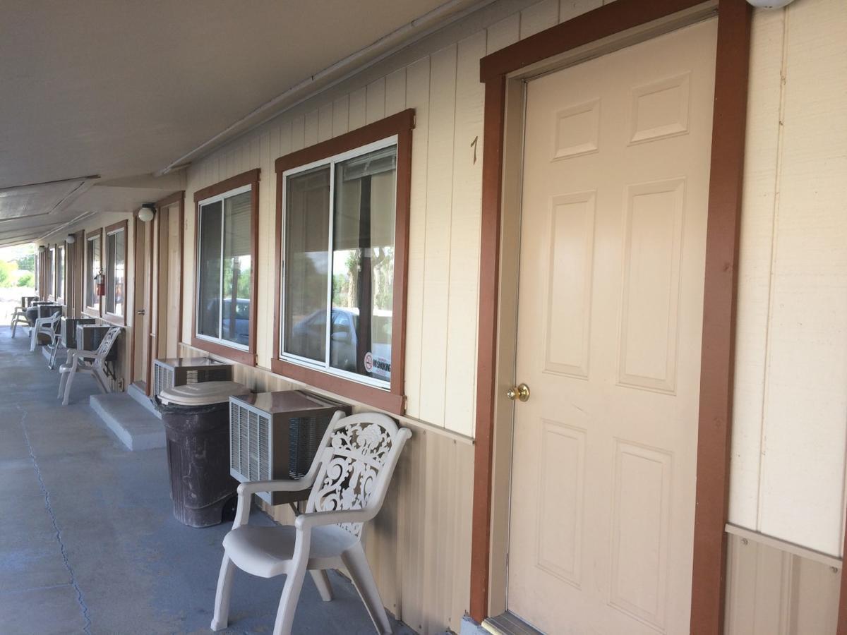 Crimson Hills Motel Parowan Esterno foto