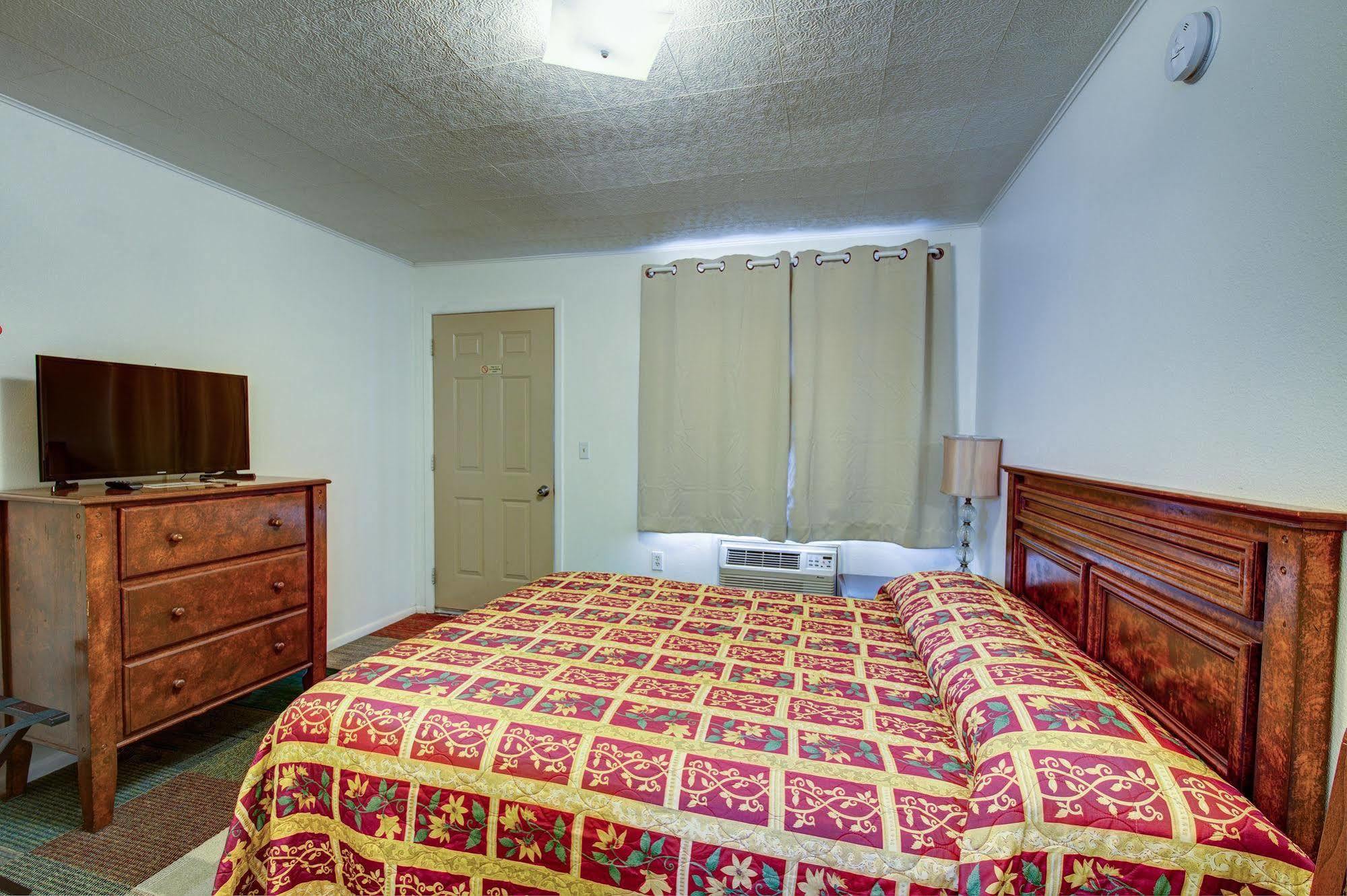 Crimson Hills Motel Parowan Esterno foto