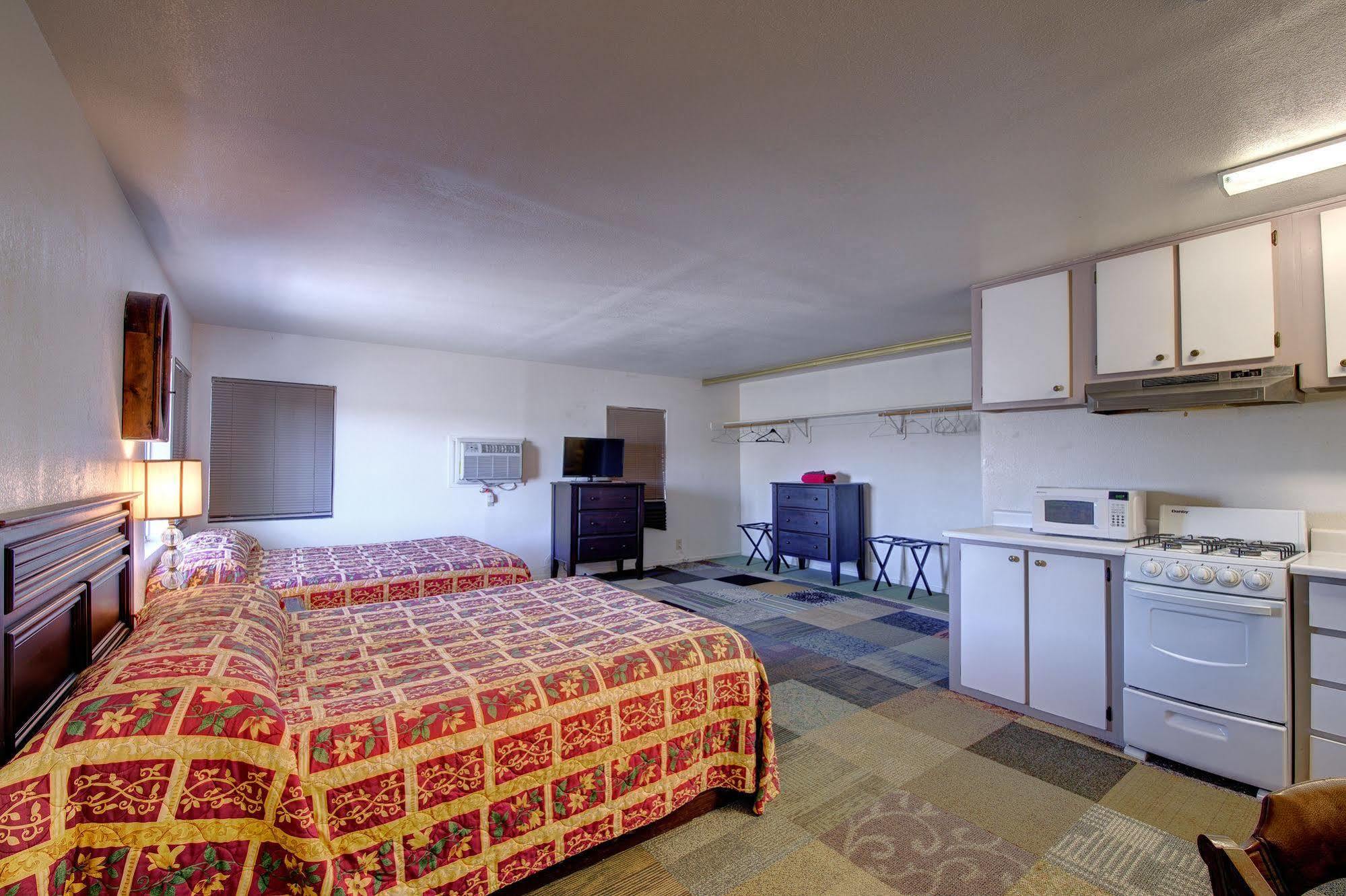 Crimson Hills Motel Parowan Esterno foto